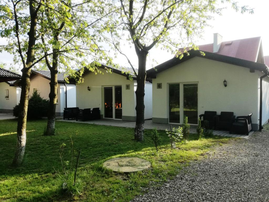 Domki Cztery Pory Roku Czchow Exterior foto